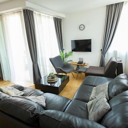 Apartments Status Wow บุดวา ภายนอก รูปภาพ