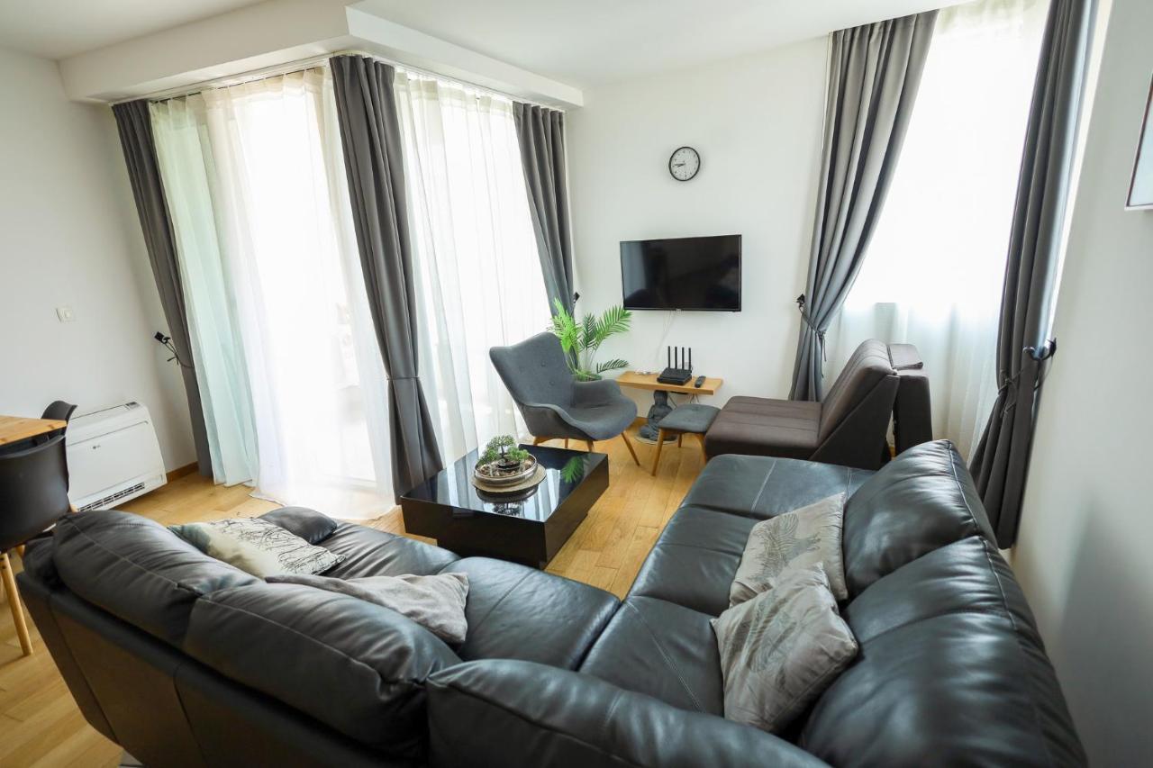 Apartments Status Wow บุดวา ภายนอก รูปภาพ