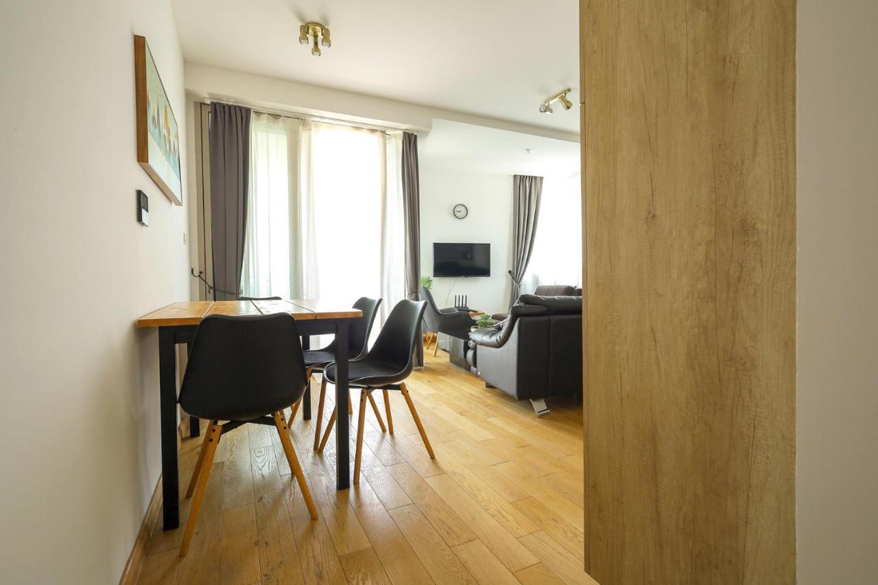 Apartments Status Wow บุดวา ภายนอก รูปภาพ