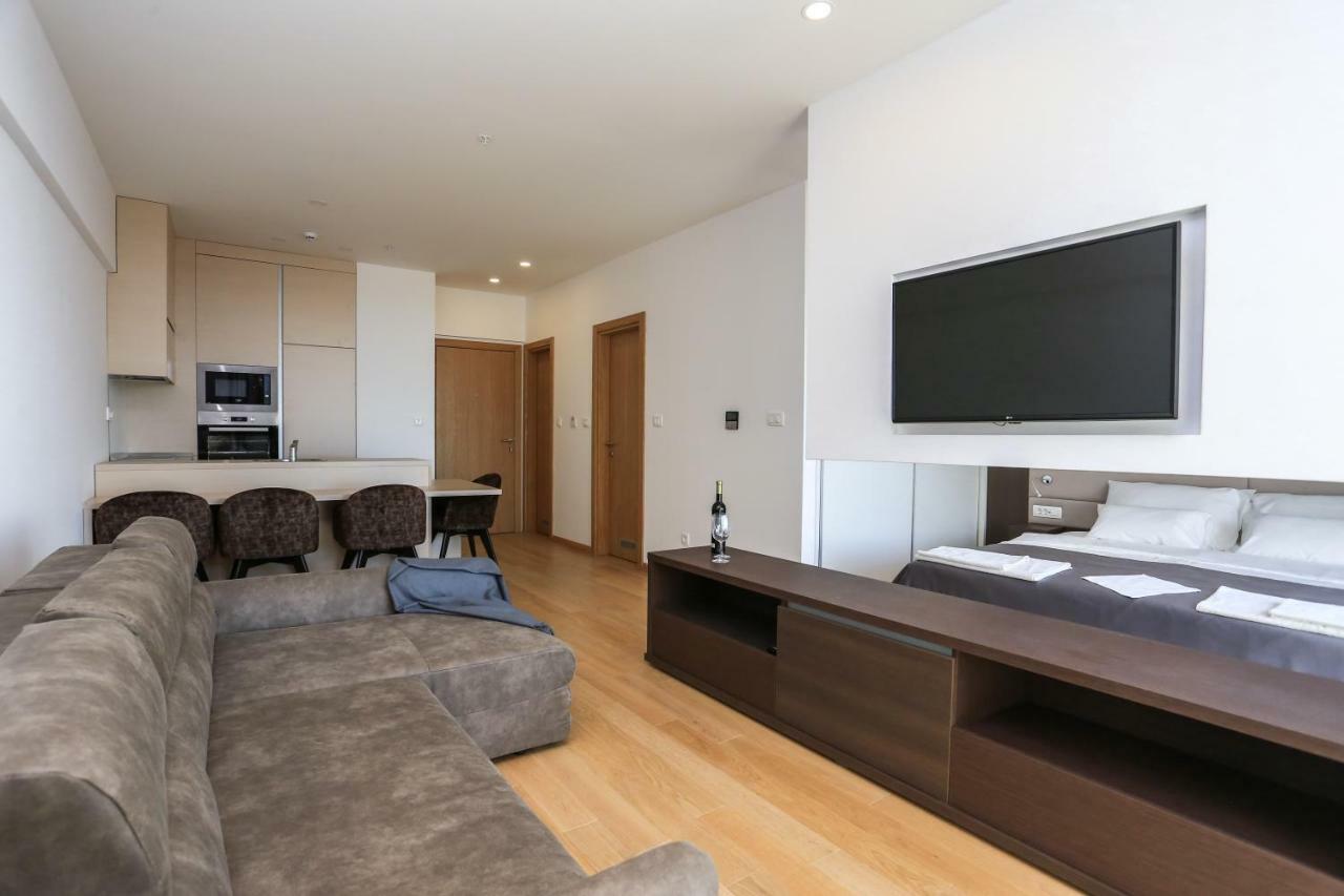 Apartments Status Wow บุดวา ภายนอก รูปภาพ