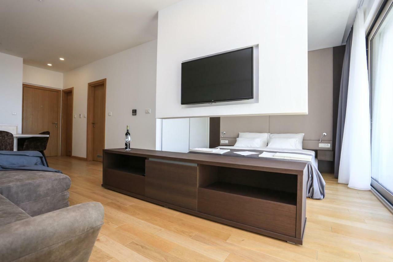 Apartments Status Wow บุดวา ภายนอก รูปภาพ