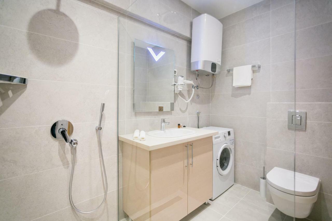 Apartments Status Wow บุดวา ภายนอก รูปภาพ