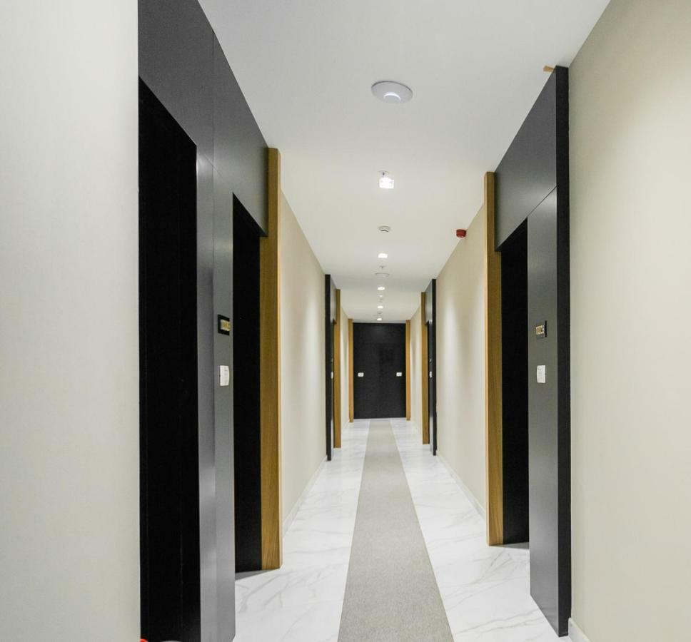 Apartments Status Wow บุดวา ภายนอก รูปภาพ